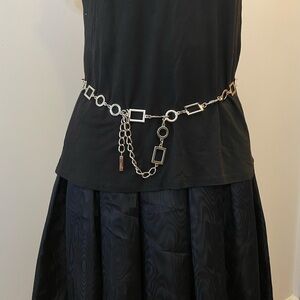 Silver Tone Metal Chain Belt Size M